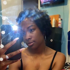 Meet your Posher, Ashante